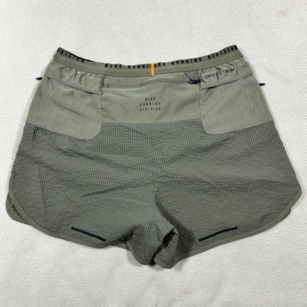 Nike Running Division Shorts Mens M Grey Dri-FIT ADV FQ4617-053 Pockets